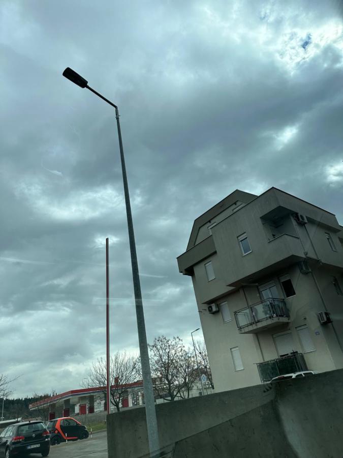 Selena Apartment 波德戈里察 外观 照片